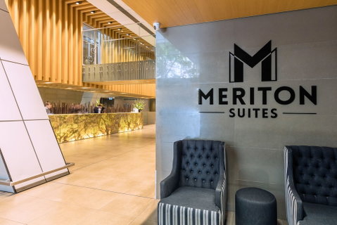 Meriton Suites World Tower, Sydney - Accommodation QLD 4
