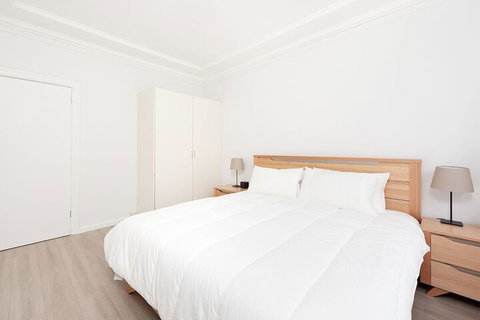 Newly Renovated Apt. Close To CBD Unit 1 - Accommodation QLD 2