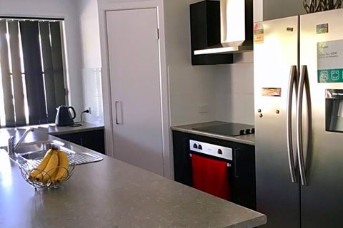 Yandina House - Accommodation QLD 2