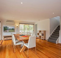 Bay Breeze Retreat - Accommodation QLD