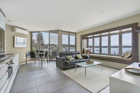 A Window On The Bay - Accommodation QLD 7