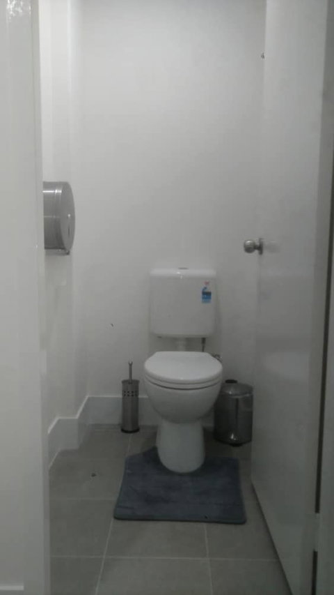 Koalas Perth City Backpackers Hostel - Accommodation QLD 3