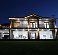 River Devine Murray Bridge - Accommodation QLD