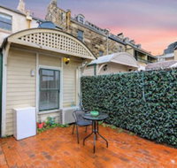 Waterview Terrace in Historic Rocks - Accommodation QLD