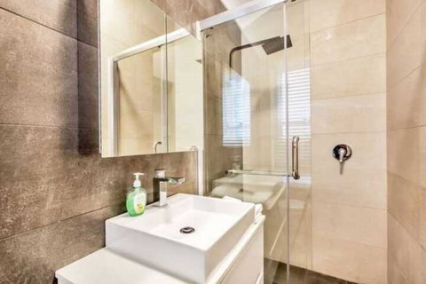 3 Bedroom Terrace At Harbour Bridge - Accommodation QLD 5
