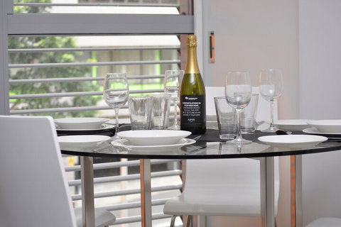 Sydney Alberta Apartments - Accommodation QLD 6