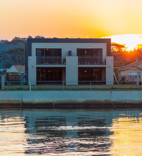 Ulverstone Waterfront Apartments - Accommodation QLD 0