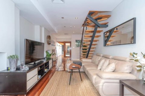 AirM8 Apartments On Mount Street - Accommodation QLD 0
