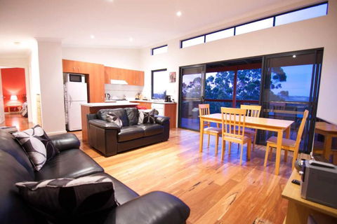 Karrak Reach Forest Retreat - Accommodation QLD 6
