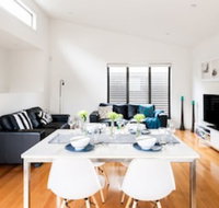 Centrepoint Units Ivanhoe - Accommodation QLD