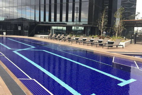 JC Marina Tower Docklands - Accommodation QLD 2