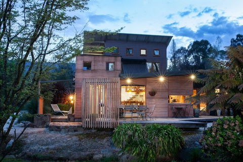 Eco Villa Mt Beauty Near Falls Creek & Bright - Accommodation QLD 4
