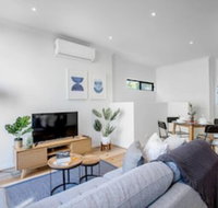 89 Fancy Doncaster Home - Accommodation QLD