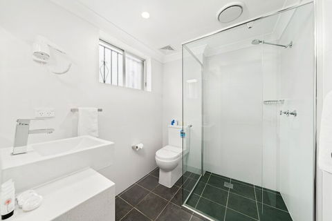 WM Hotel Bankstown - Accommodation QLD 4