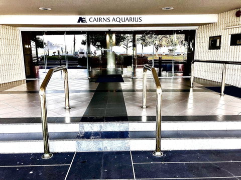 Cairns Apartment Esplanade Ocean Views - Accommodation QLD 1