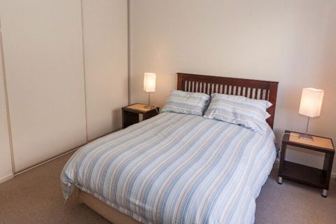 Golfers Paradise 52 Huntingdale Drive - Accommodation QLD 4