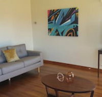 Port Life Beach House - Accommodation QLD