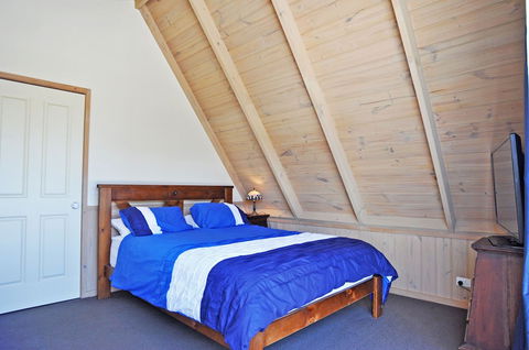 Archies Beachside Abode PET Friendly - Accommodation QLD 2