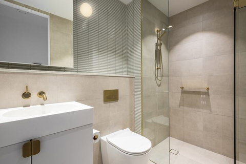 Arise Sky One - Accommodation QLD 6
