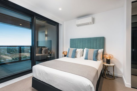 Arise Sky One - Accommodation QLD 5