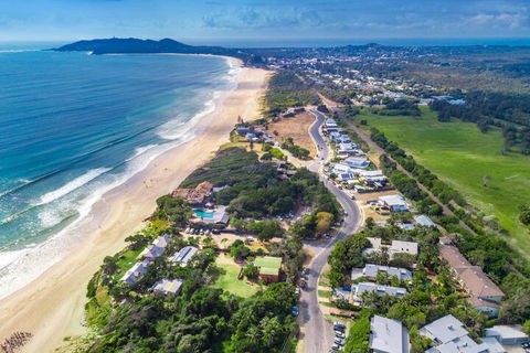 A PERFECT STAY - 3 Salty Sisters - Accommodation QLD 1