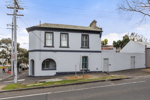 Work Sleep Live Melbourne - Accommodation QLD 1