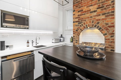 Work Sleep Live Melbourne - Accommodation QLD 2