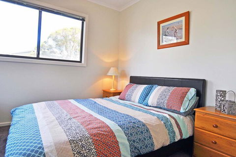 Aqua Escape On Anderson Free Wifi & Netflix PET Friendly - Accommodation QLD 4