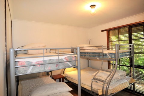 Palm Waters 4 PET Friendly - Accommodation QLD 5