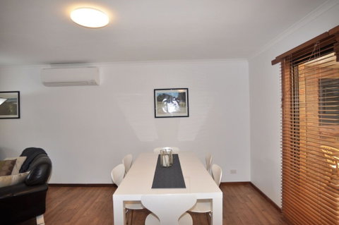 Palm Waters 4 PET Friendly - Accommodation QLD 4