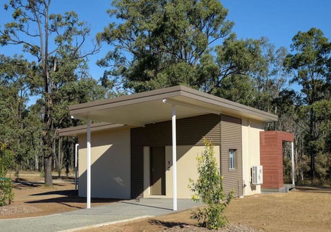 Ironbark Villa 1 - Accommodation QLD 6