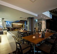 Royal Hotel Queanbeyan - Accommodation QLD