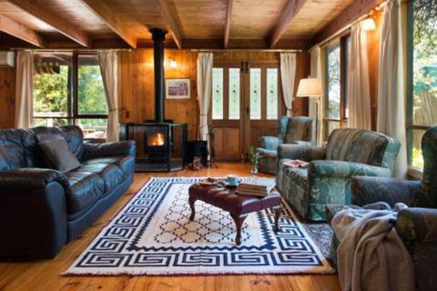 Halina - Accommodation QLD 4