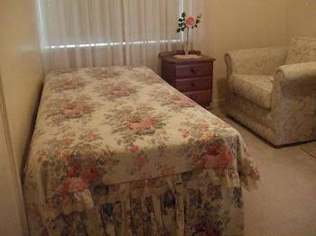 83 On Swan B & B - Accommodation QLD 2
