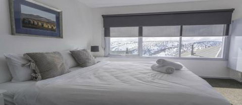 Sub Zero - Accommodation QLD 5