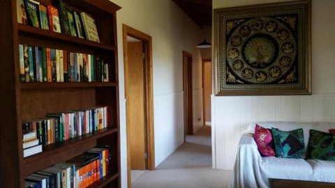 Alps Lodge - Accommodation QLD 5