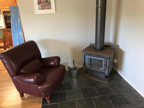 Magic Beach Cottage - Accommodation QLD 6