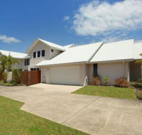 60 Beachway Parade Marcoola 500 BOND Linen supplied - Accommodation QLD