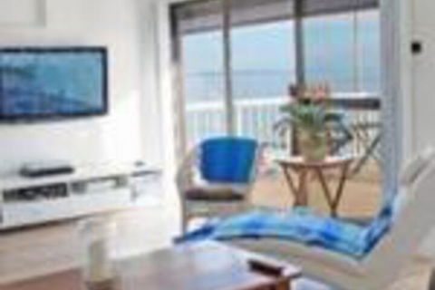 Waterfront Port Noarlunga - Accommodation QLD 0