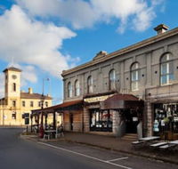 Hotel Frangos - Accommodation QLD