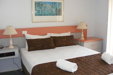 Beachside Motor Inn - Accommodation QLD 7