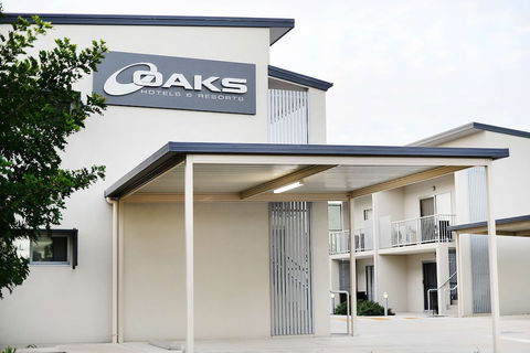 Oaks Middlemount Suites - Accommodation QLD 3