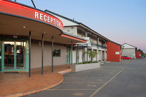 Ibis Styles Tamworth - Accommodation QLD 0