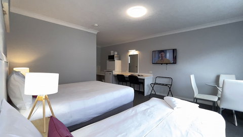 Marco Polo Motor Inn - Accommodation QLD 6