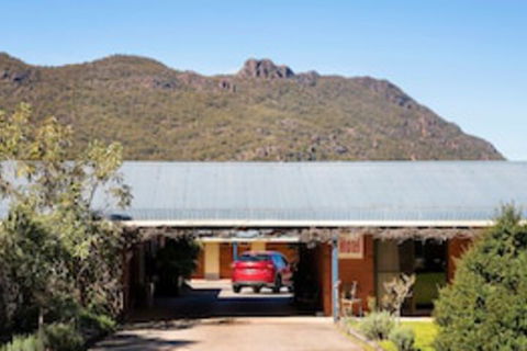 Kookaburra Motor Lodge - Accommodation QLD 0