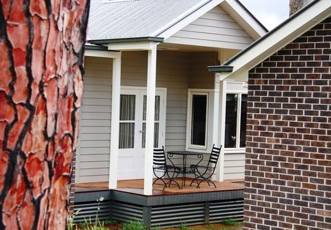 Marysville Garden Cottages - Accommodation QLD 1