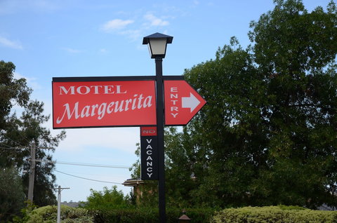 Motel Margeurita - Accommodation QLD 1