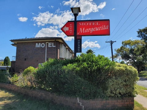 Motel Margeurita - Accommodation QLD 0