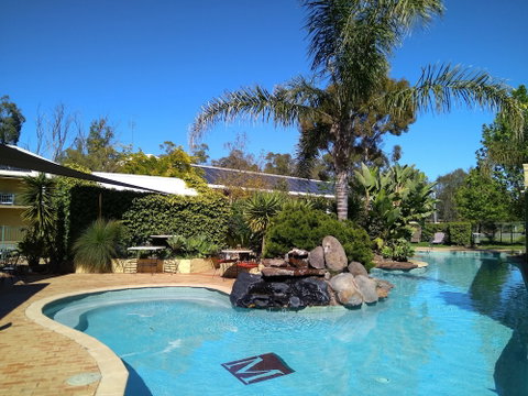 Madison Spa Motel - Adults Only - Accommodation QLD 6
