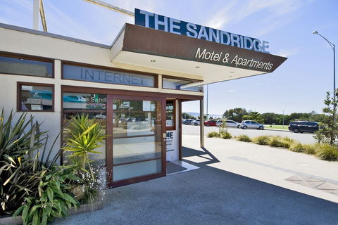 Sandridge Motel - Accommodation QLD 0